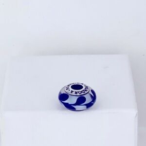 Pandora NEW limited edition Murano charm purple white.